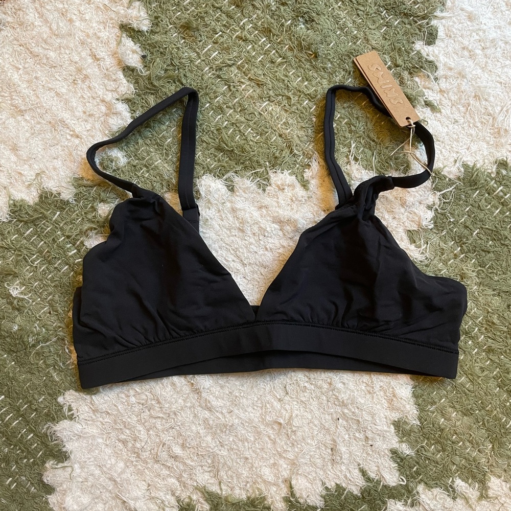 SKIMS Fits Everybody Triangle Bralette — Size S, Onyx (New With Tags)